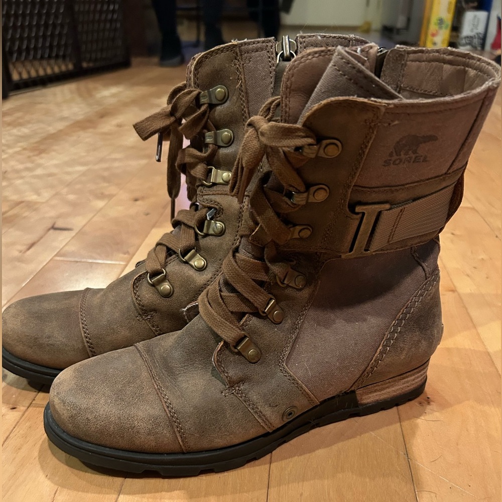 Sorel Major Carly Boots W7.5